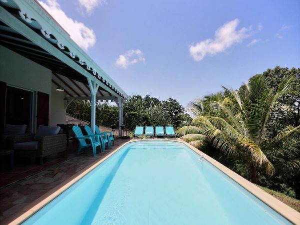 Martinique Home 1027276