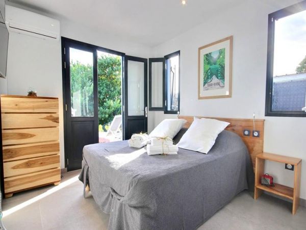 Martinique Home 1027277