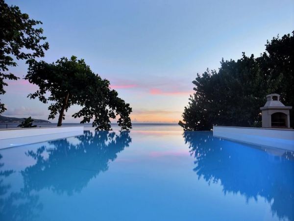 Martinique Home 1027277