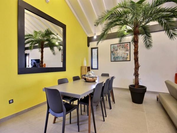 Martinique Home 1027277