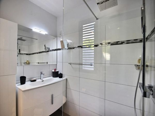 Martinique Home 1027277