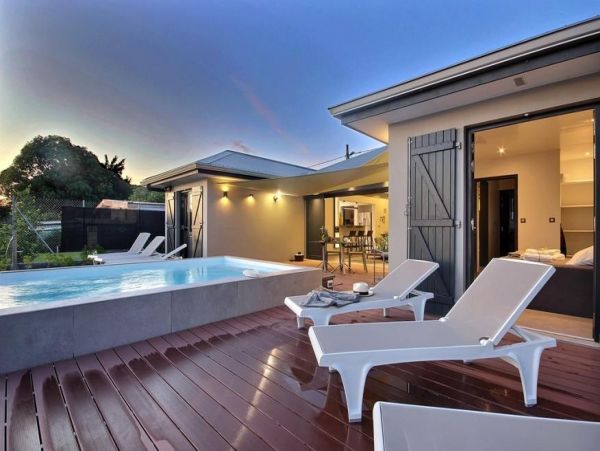 Martinique Home 1027277