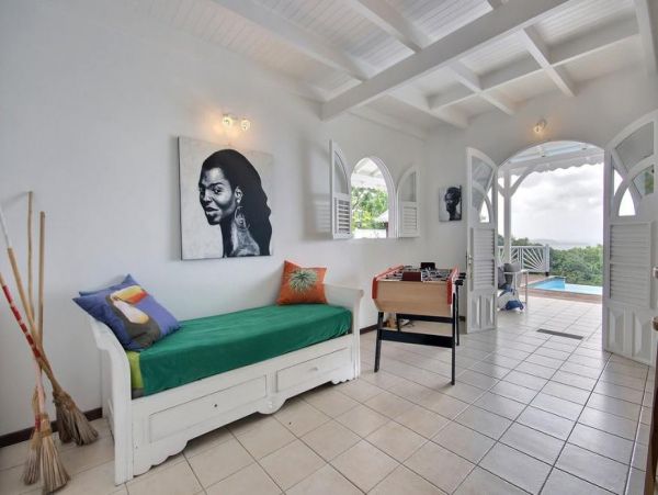 Martinique Home 1027279
