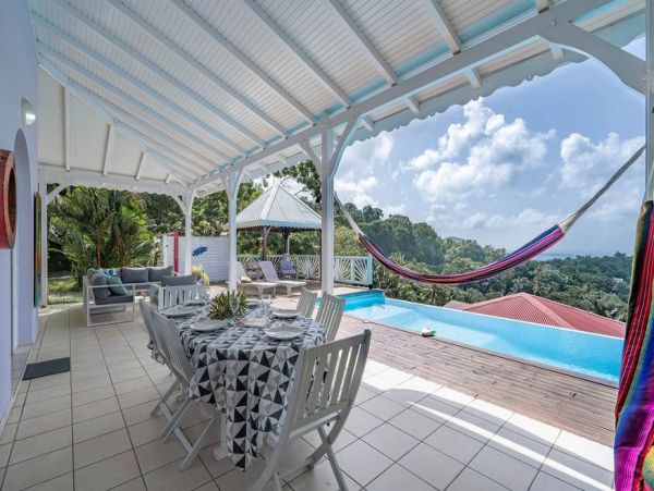 Martinique Home 1027279