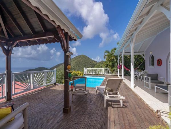 Martinique Home 1027279