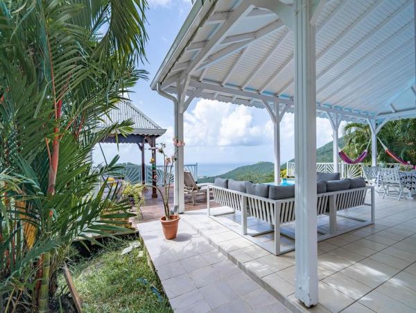 Martinique Home 1027279