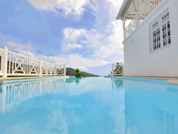 Martinique Home 1027280