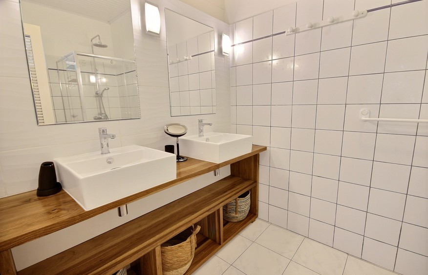 Martinique Home 1027280