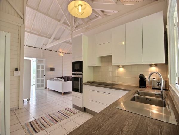 Martinique Home 1027280