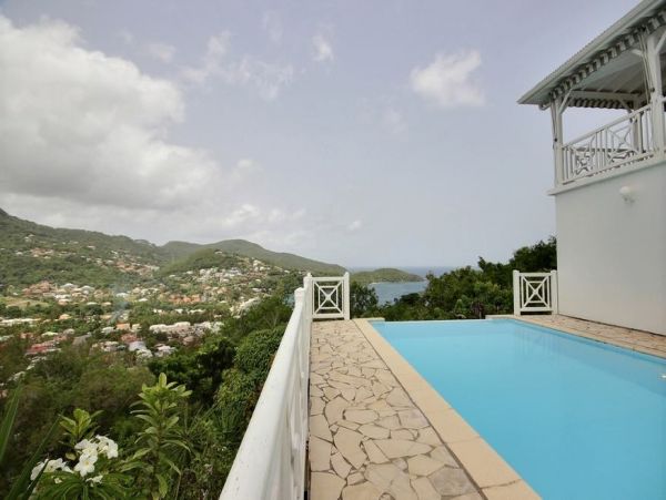 Martinique Home 1027280