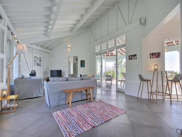 Martinique Home 1027281