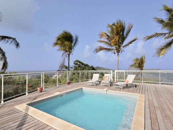 Martinique Home 1027282