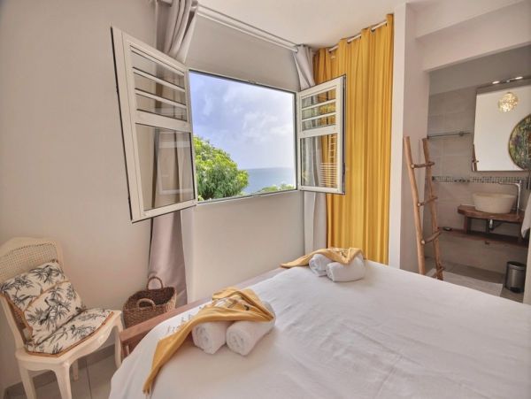 Martinique Home 1027282