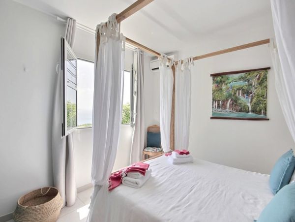 Martinique Home 1027282