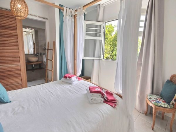 Martinique Home 1027282