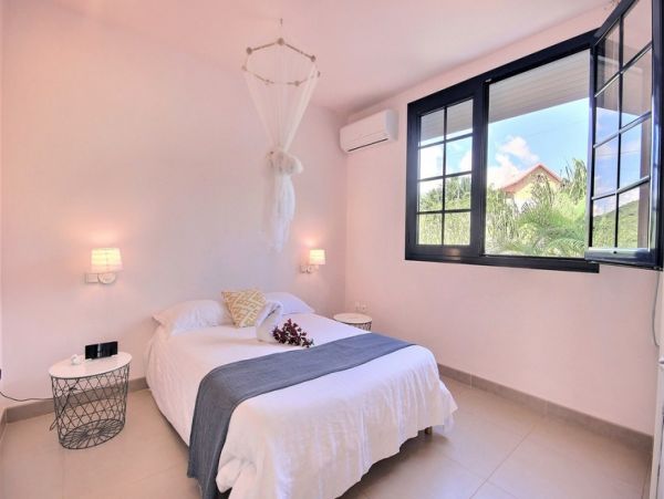 Martinique Home 1027284