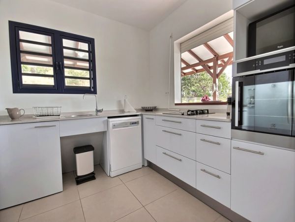 Martinique Home 1027284