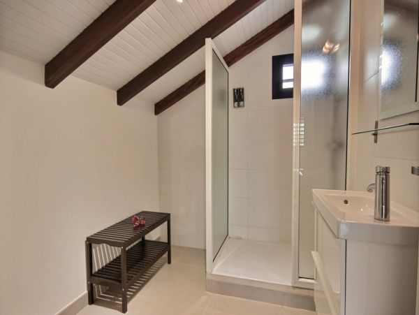 Martinique Home 1027284