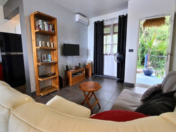 Martinique Home 1027285