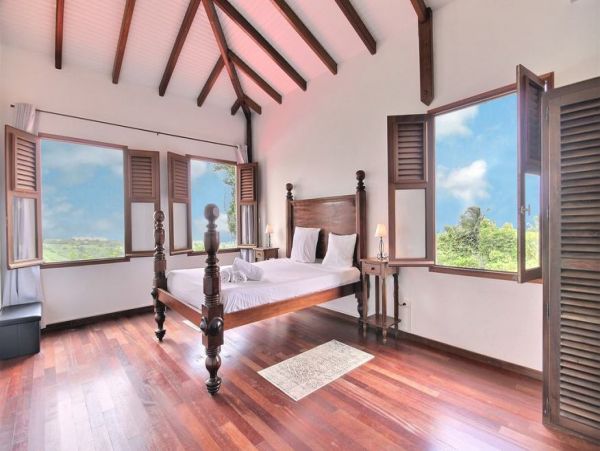 Martinique Home 1027287