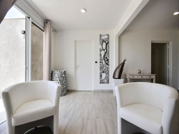 Martinique Home 1027290