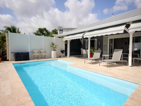 Martinique Home 1027291