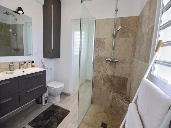Martinique Home 1027291