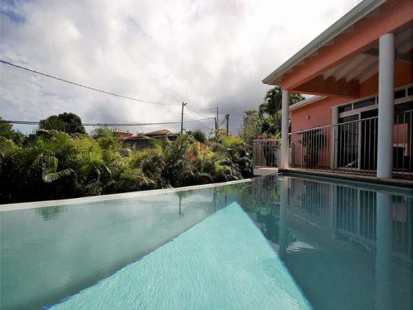 Martinique Home 1027293