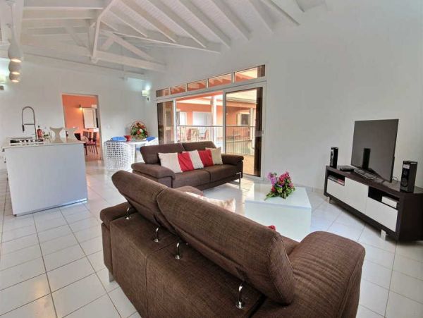 Martinique Home 1027293