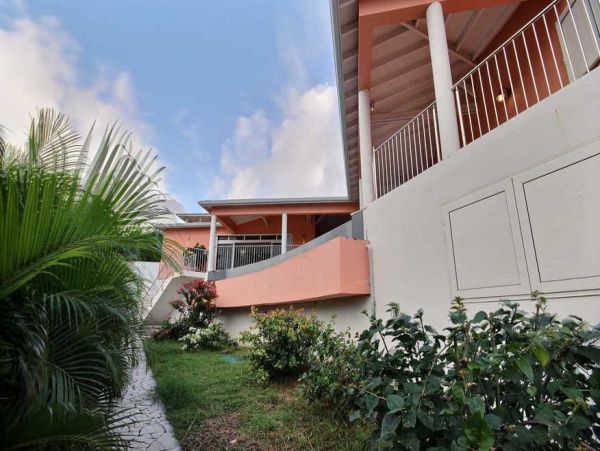 Martinique Home 1027293