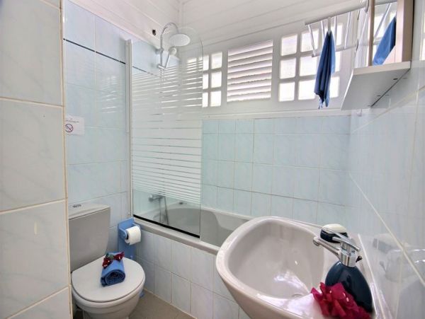 Martinique Home 1027294