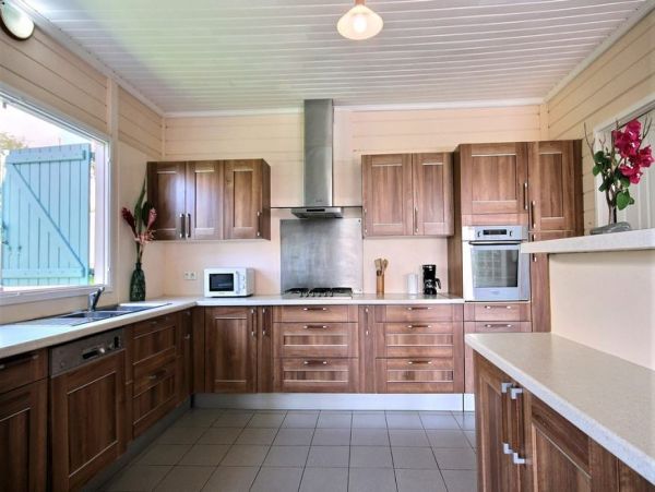 Martinique Home 1027294