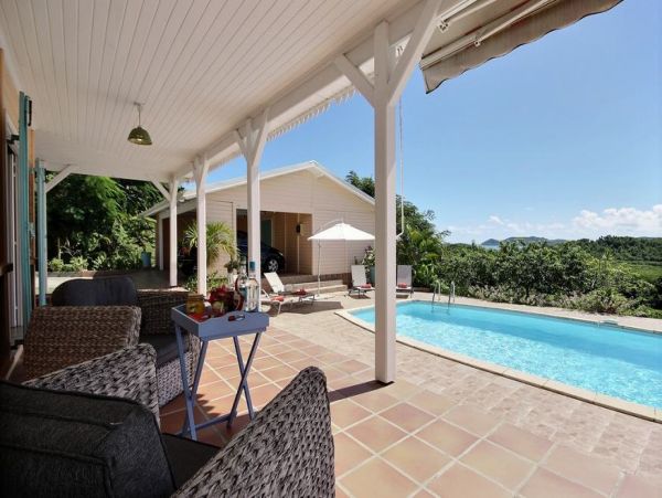 Martinique Home 1027294