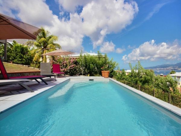 Martinique Home 1027296