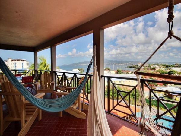 Martinique Home 1027296