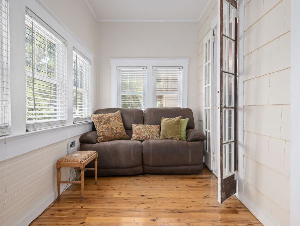 Cozy 4 Bedroom Home in Palmetto with Private Pool