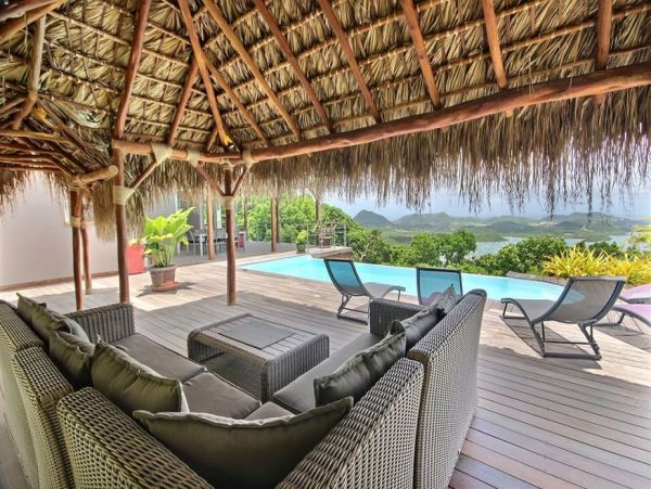 Martinique Home 1027298