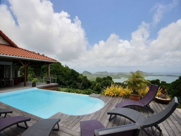 Martinique Home 1027298