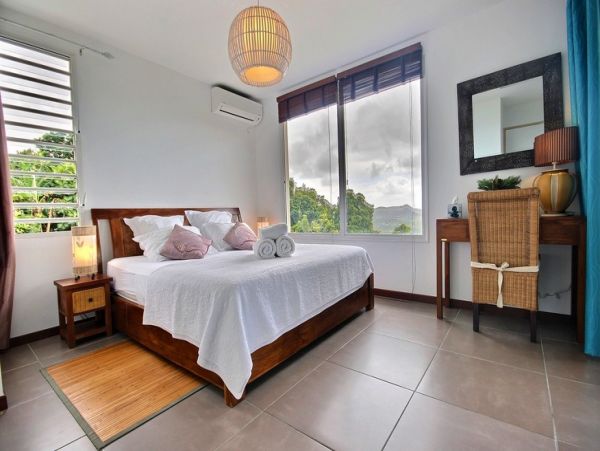 Martinique Home 1027298