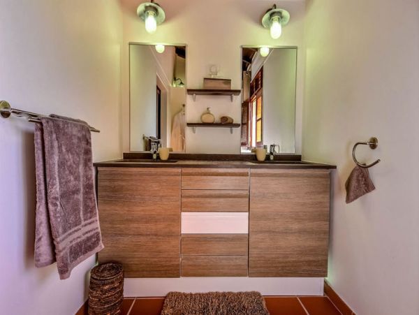 Martinique Home 1027299