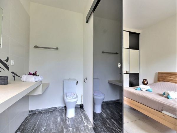 Martinique Home 1027302