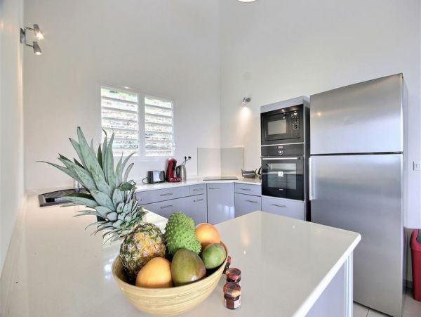 Martinique Home 1027302