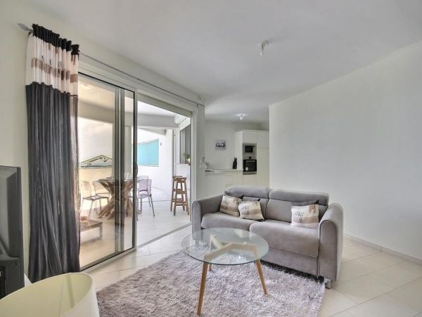 Martinique Home 1027303