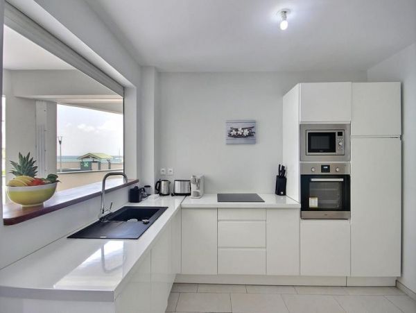 Martinique Home 1027303