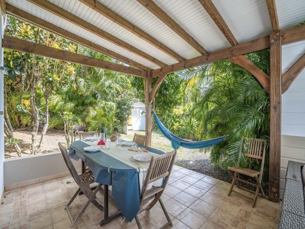 Martinique Home 1027304