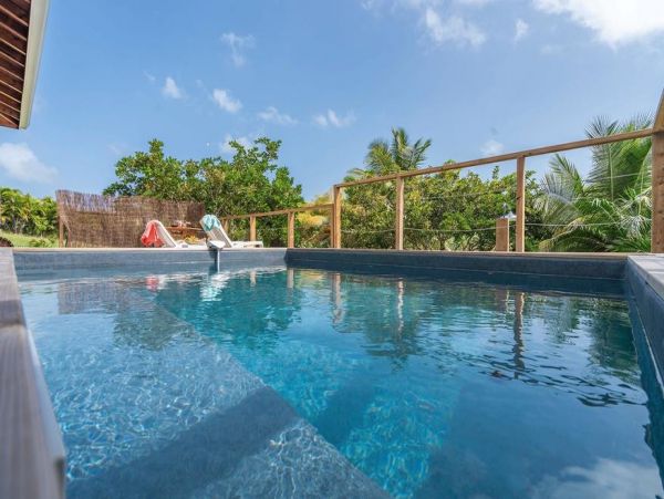 Martinique Home 1027305