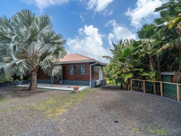 Martinique Home 1027305