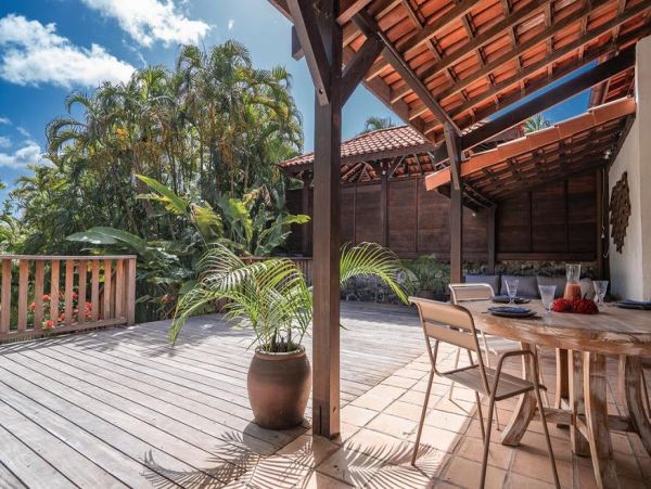 Martinique Home 1027307