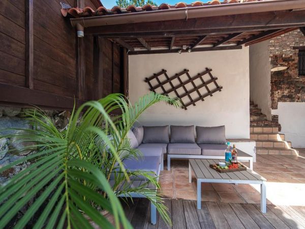 Martinique Home 1027307