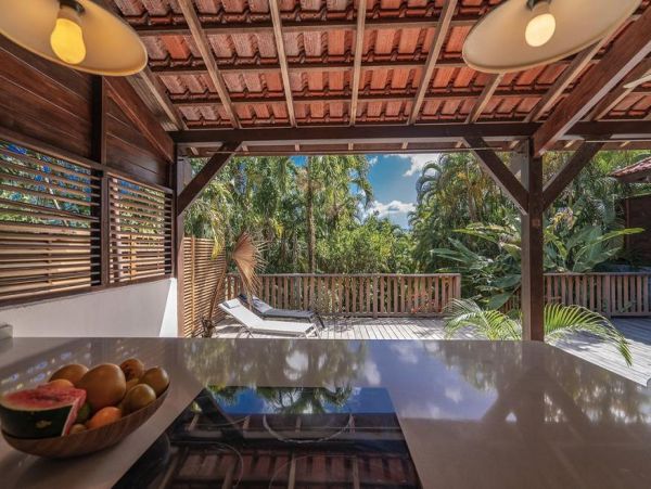 Martinique Home 1027307